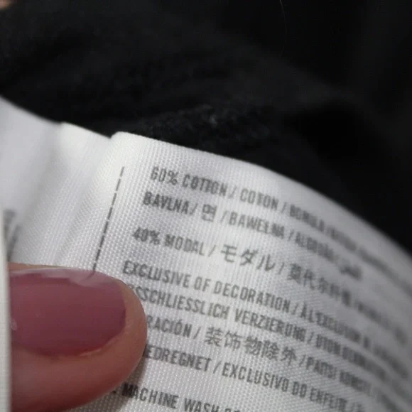 Hollister Black Crop Top Size L - Picture 3 of 6